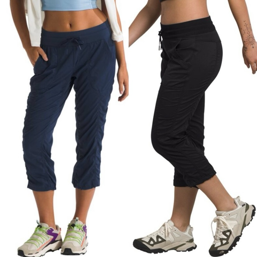 The North Face Aphrodite Capri Pant  act Blue and Black size Small